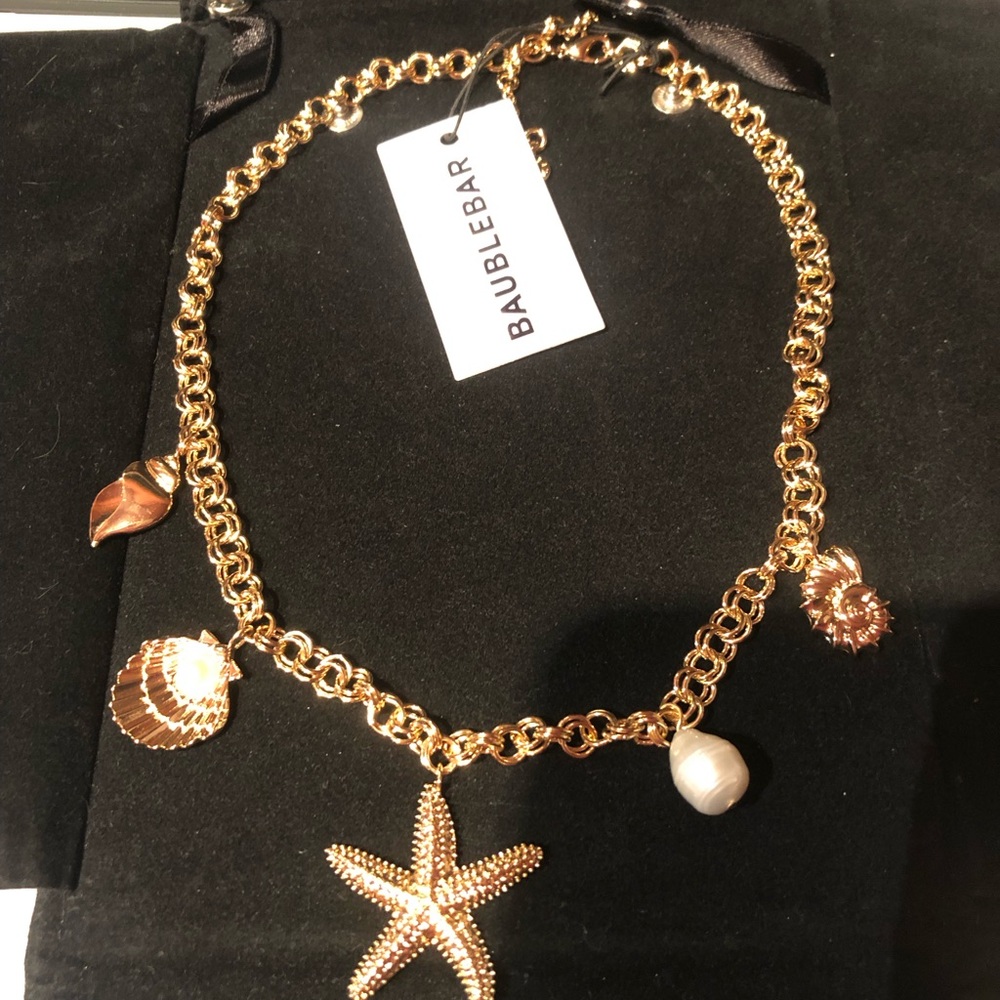 NWT Chic & Stylish BaubleBar Gold Mariam Charm 16” Necklace